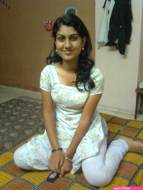 indian girls nude images|Nude Indian Girls Pics